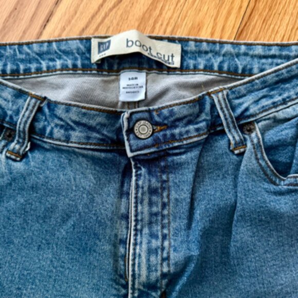 GAP light denim jeans, stretch fabric, bootcut, 14 R - Picture 2 of 3